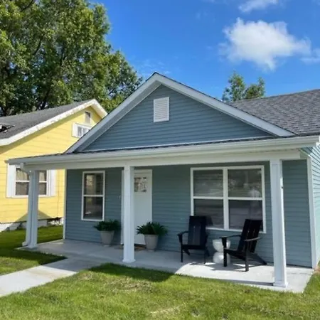 Birdie Mae - 2 Bedroom House In Dt Hamilton Exterior photo
